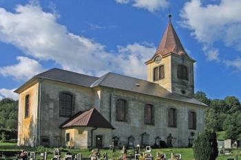 Kostel sv. Pankráce v Jítravě ( © Pavel Vítek 05/2011)