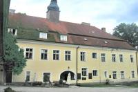 Těchobuz