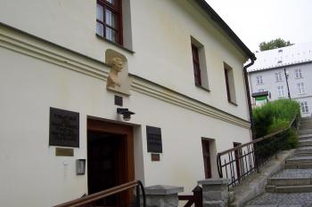 Lázně Jeseník - rodný dům V. Priessnitze a první vodoléčebný ústav na světě (© Ivo Rozehnal, 07/2011)