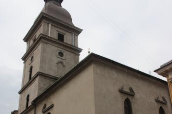 Západní (hlavní) průčelí kostela ( © Ivan Grisa 07/2011)