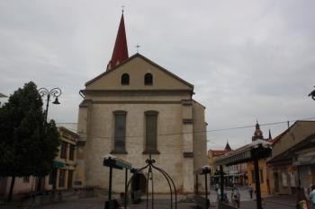Klášterní kostel od západu ( © Ivan Grisa 07/2011)