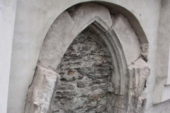 Zazděný jižní portál ( © Ivan Grisa 07/2011)