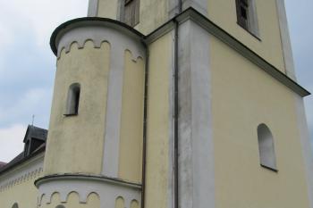 kostel od západu - detail (© rodo chrozit, 07/2011)