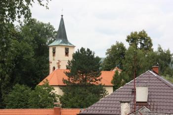 Kostel od jihu ( © Ivan Grisa 08/2011)