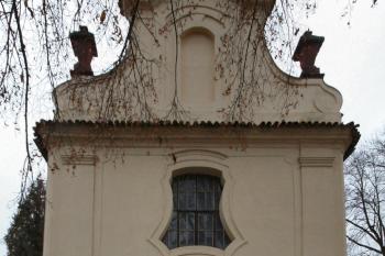 barokní vstupní průčelí ( © Pavel Zany Komárek 1. 1. 2009)
