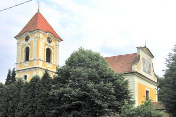 Kostel sv. Šimona a Judy v Bystřici u Benešova ( © Pavel Vítek 06/2011)