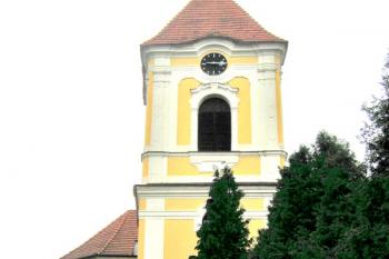 Kostel sv. Šimona a Judy v Bystřici u Benešova ( © Pavel Vítek 06/2011)