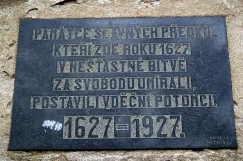 Pamětní deska ( © Radovan Smokoň 01/2007)