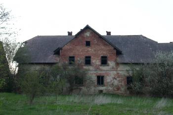 zámek z bývalé zahrady (©  , 08/2011)