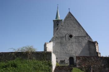 Kostel od západu ( © Ivan Grisa 08/2011)