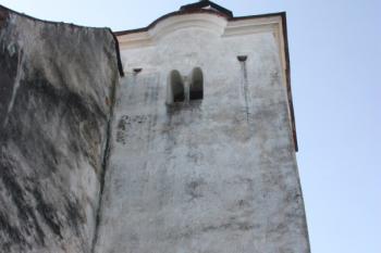 Severní stěna věže ( © Ivan Grisa 08/2011)