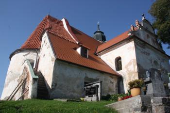 Kostel od severovýchodu ( © Ivan Grisa 08/2011)