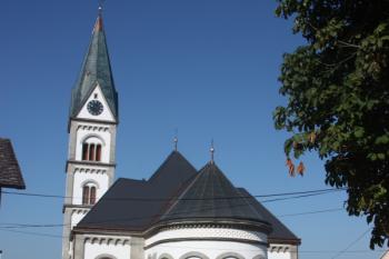 Kostel od východu ( © Ivan Grisa 08/2011)