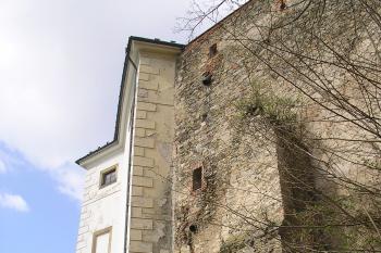 hrad a zámek Úsov (© Vlastislav Mareček, 04/2011)