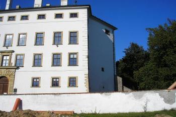 zámecký palác ( © Ondřej Štěpánek 10/2006)