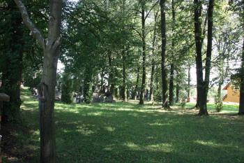 Hřbitov od západu ( © Ivan Grisa 08/2011)