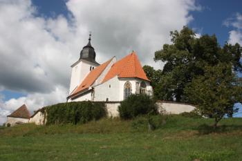 Kostel od jihovýchodu ( © Ivan Grisa 08/2011)
