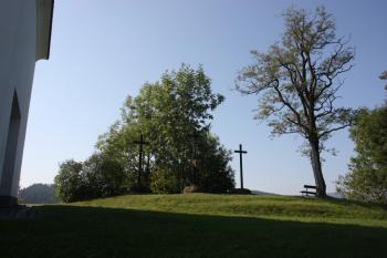 Kalvarie západně od sýpky ( © Ivan Grisa 08/2011)