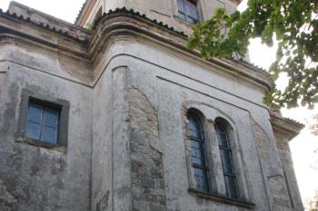 Západní průčelí ( © Ivan Grisa 09/2011)