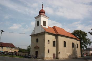 Kostel od jihozápadu ( © Ivan Grisa 09/2011)