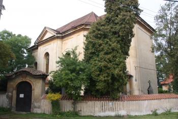 Kostel od jihovýchodu ( © Ivan Grisa 09/2011)
