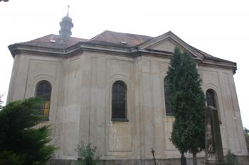 Kostel od severu ( © Ivan Grisa 09/2011)