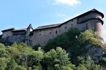 Severní fronta horního hradu ( © Jan P. Štěpánek 09/2011)