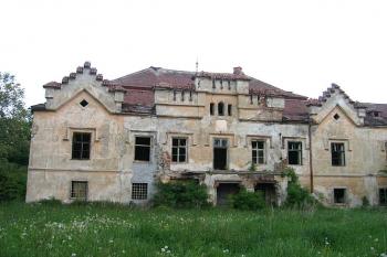 Zámek z bývalého parku ( © Pavel Vítek 06/2006)