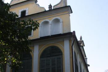 Východní a severní průčelí ( © Ivan Grisa 09/2011)