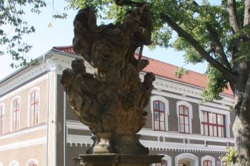 Sousoší od východu ( © Ivan Grisa 09/2011)