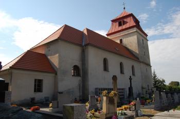 kostel od severu (© Rodochrozit, 09/2011)
