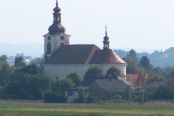 kostel do SZ (© Rodochrozit, 09/2011)