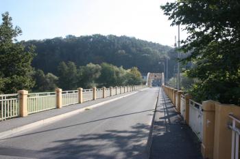 Pohled přes inundační část mostu k východu ( © Ivan Grisa 09/2011)
