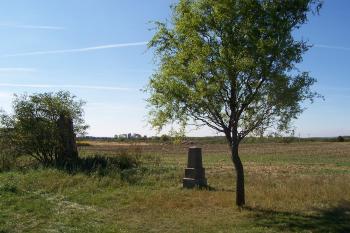 Pomník padlým v prusko-rakouské bitvě 1866 u Tovačova (© Ivo Rozehnal, 09/2011)