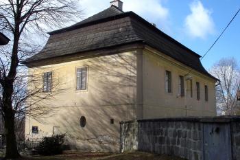 Barokní fara ( © iV 16.2.2008)