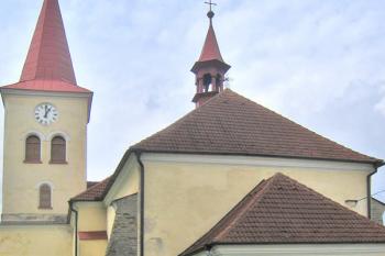 Kostel sv. Václava v Cetorazi ( © Pavel Vítek 06/2011)