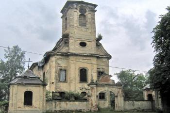 Kostel sv. Jana Křtitele v Brenné ( © Pavel Vítek 07/2011)