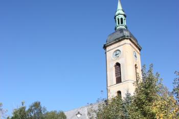 Kostel od jihozápadu ( © Ivan Grisa 10/2011)