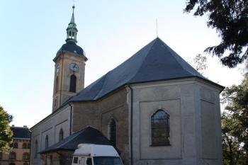 Kostel od severovýchodu (© Ivan Grisa 10/2011)