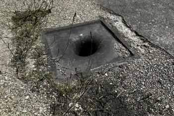 Detail svodu dešťové vody (© Jiří Čížek 06/2024)