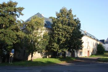 Zámek od jihovýchodu ( © Ivan Grisa 08/2009)