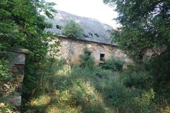 Západní křídlo dolního nádvoří ( © Ivan Grisa 08/2009)