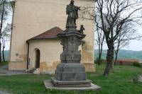 sousoší sv. Jana Nepomuckého a sv. Antonína Paduánského