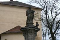 sousoší sv. Jana Nepomuckého a sv. Antonína Paduánského