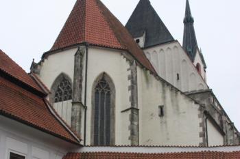 Nádvoří, pohled k jihozápadu ( © Ivan Grisa 10/2011)