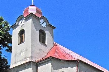 Kostel Navštívení Panny Marie v Heřmanicích u Oder - Vésce ( © Pavel Vítek 06/2011)