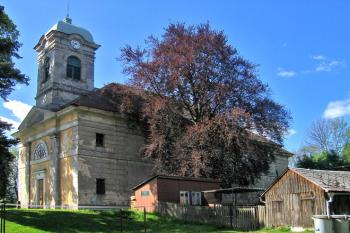 Kostel Povýšení sv. Kříže v Kunraticích u Cvikova ( © Pavel Vítek 05/2011)