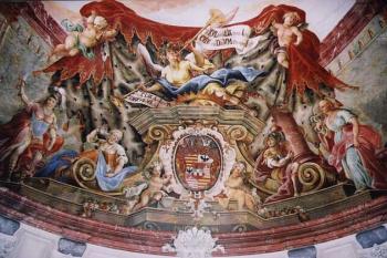 Část fresky hlavního sálu (2002 © Vlky, Jirka Čížek)