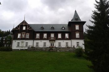 Karlova Studánka - vila Vlasta ( © Ivo Rozehnal 09/2017)