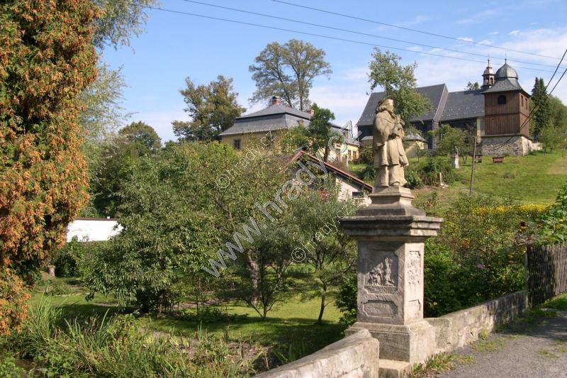 kamenný most a socha sv. Jana Nepomuckého kamenný most a socha sv. Jana Nepomuckého